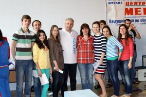СОРЕВНОВАНИЯ КЛУБА В БАССЕЙНЕ НА ВОДНОМ СТАДИОНЕ - Европейский клуб по обучению плаванию «Мэвис»