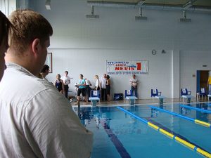 СОРЕВНОВАНИЯ КЛУБА В БАССЕЙНЕ НА ВОДНОМ СТАДИОНЕ - Европейский клуб по обучению плаванию «Мэвис»